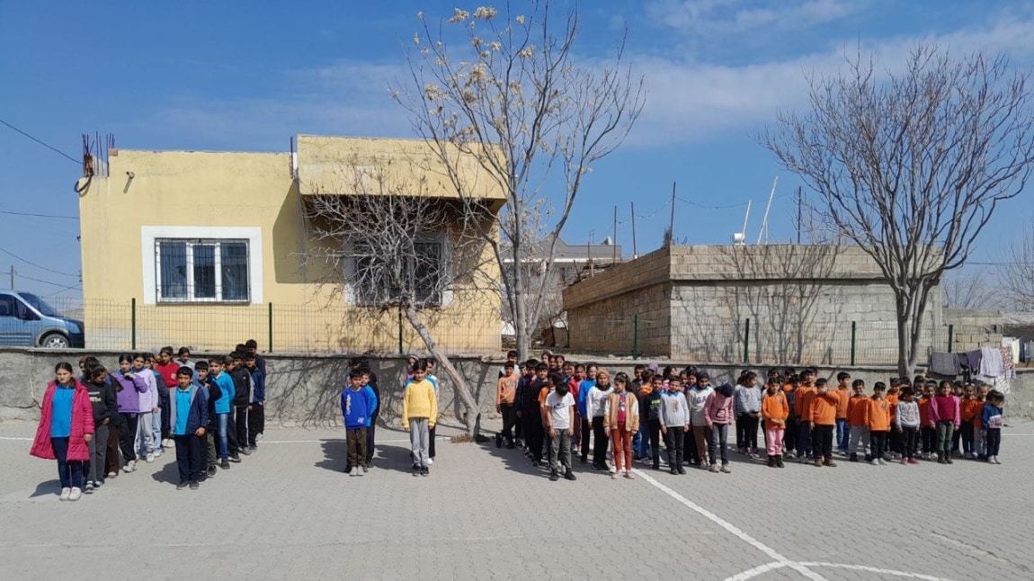 Okulumuzda Deprem Anı ve Tahliye Tatbikatı Yapıldı.